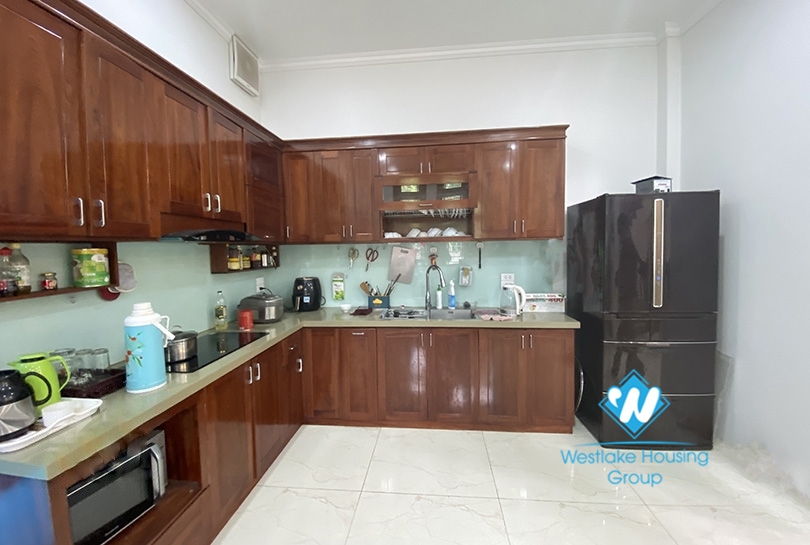 Garden house 4 bedrooms river view for rent in Ngoc Thuy, Long Bien district